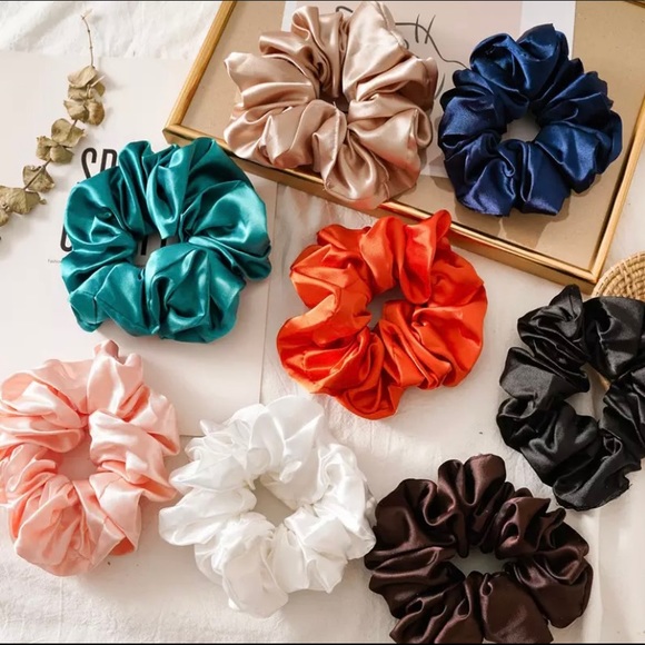 #Homemade SCRUNCHIES!! - Picture 1 of 2